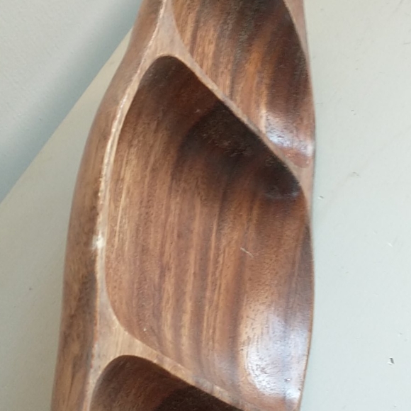 hand-carved 3 section wooden bowl - Picture 6 of 16